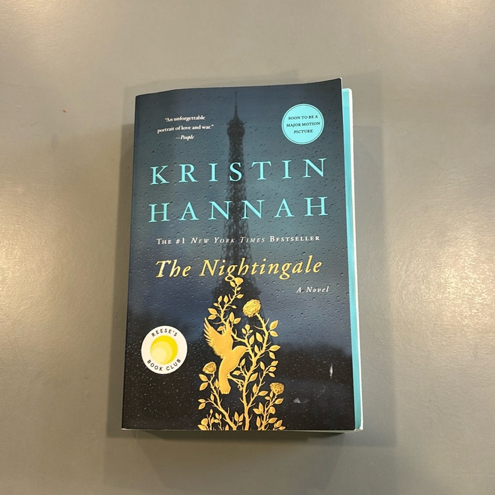 The Nightingale by Kristin Hannah
